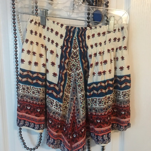 Altar'd State Shorts - Picture 4 of 5